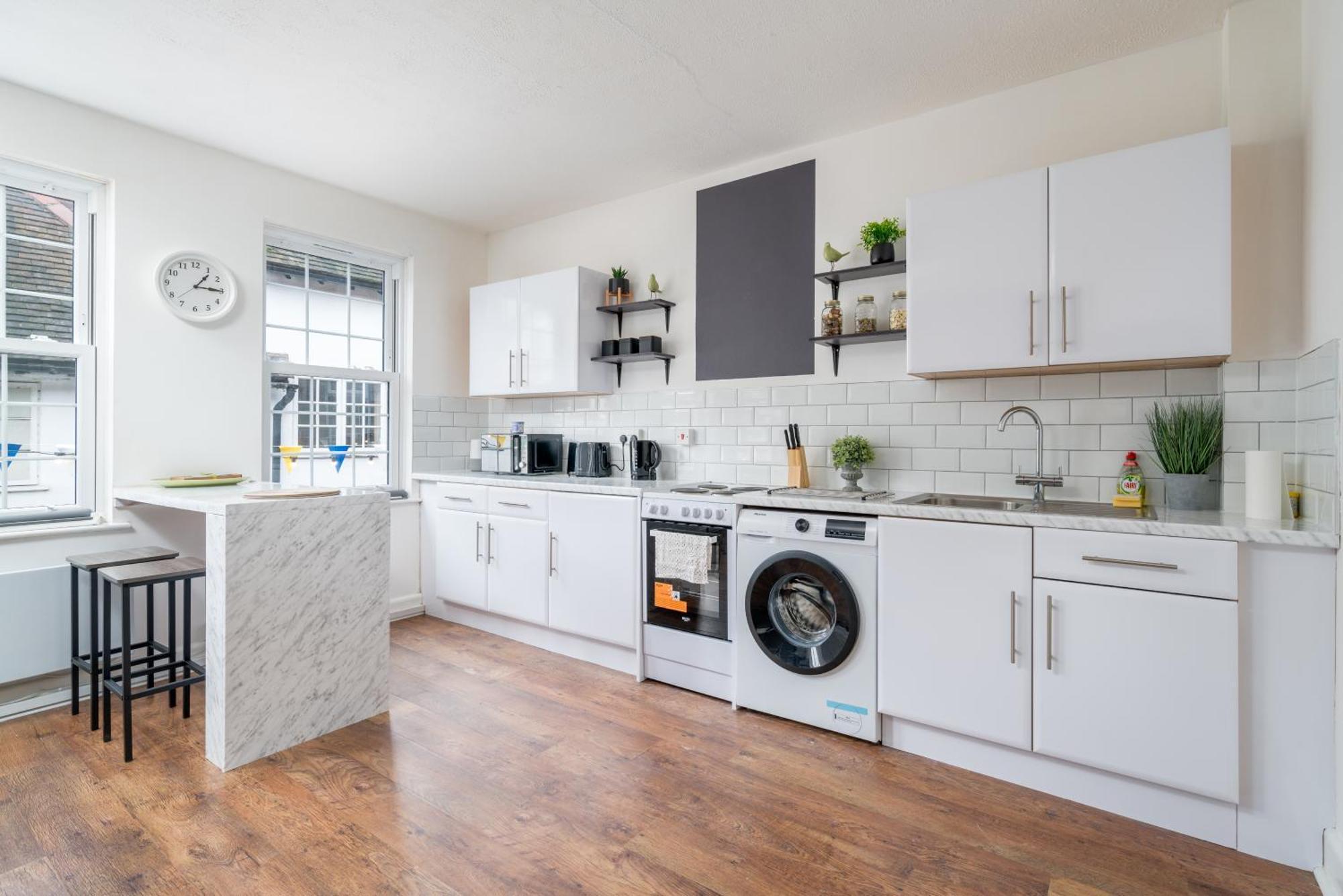 Stylish Apartment In The Heart Of Kingston Town Centre Kingston upon Thames  Luaran gambar